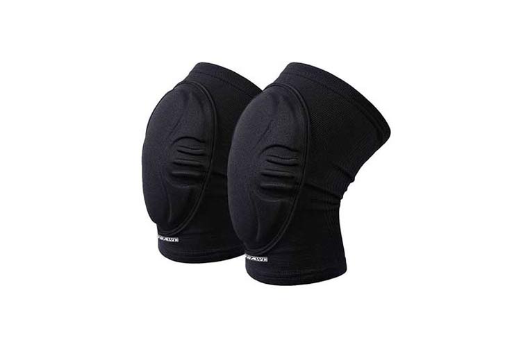 How to Put on Knee Pads?