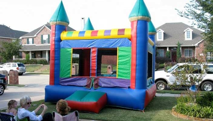 How to Inflate a Bounce House