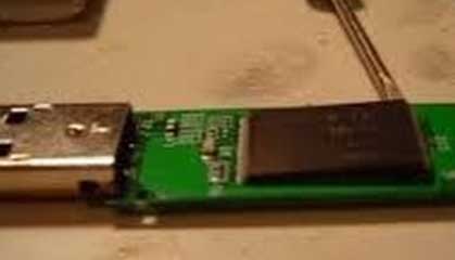 Repairing a broken USB stick